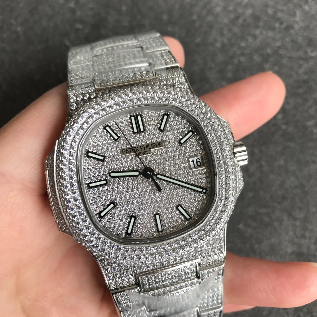 Patek Philippe Nautilus Stars V3 Edition - Image 2