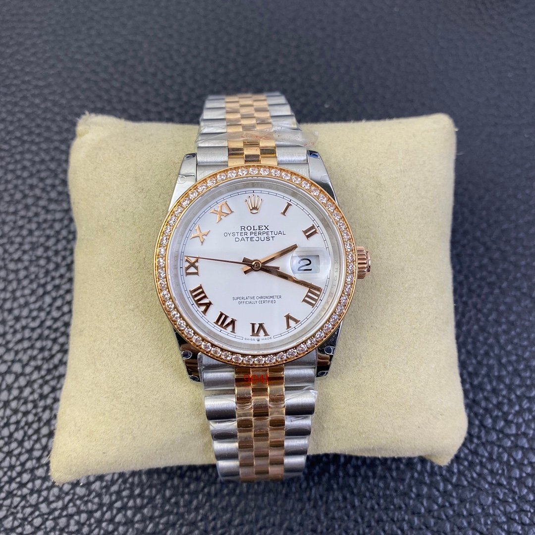 Rolex Rose Gold Log Diamond Ring - Image 3