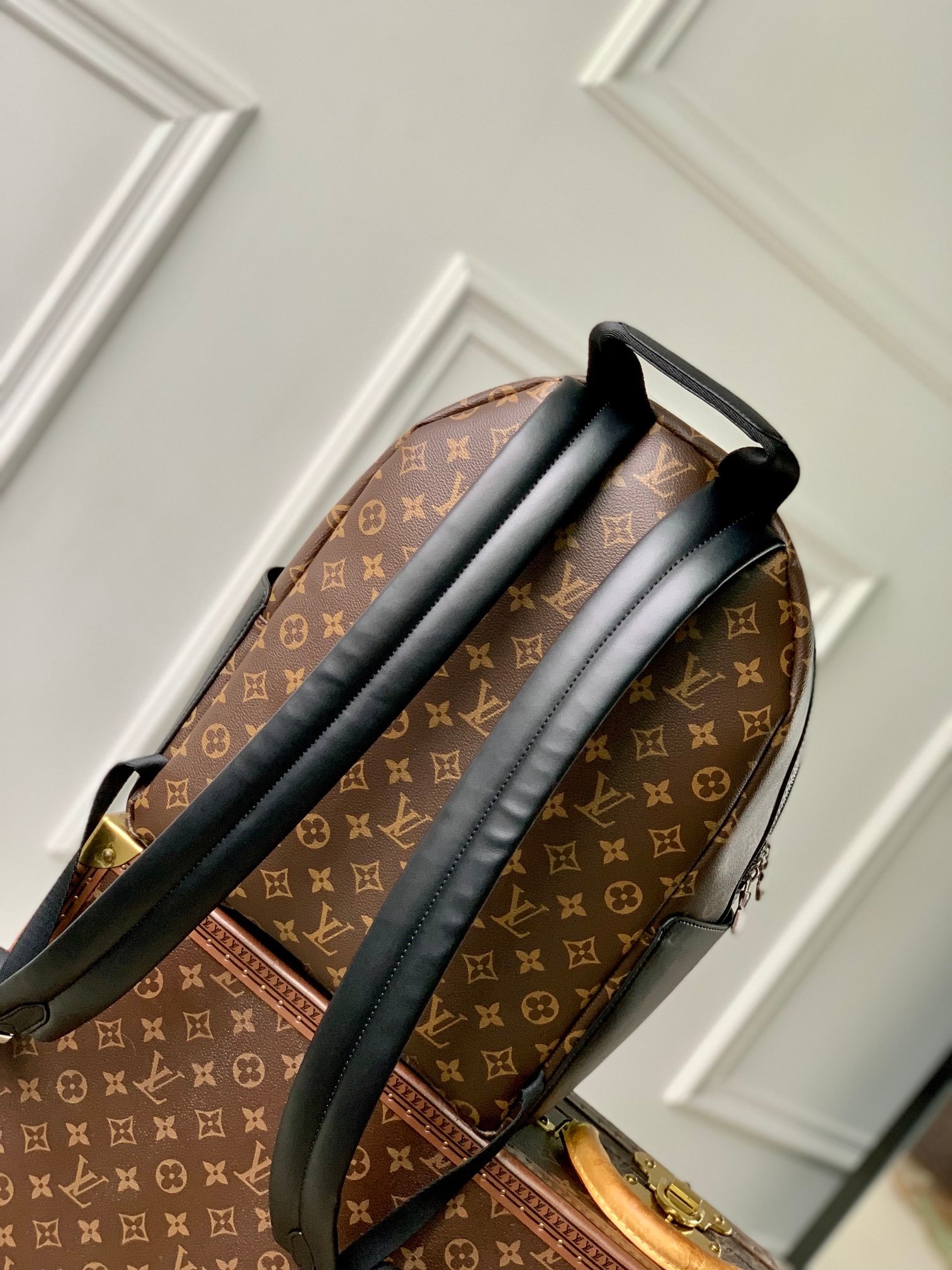 Louis Vuitton Discovery backpack - Image 3