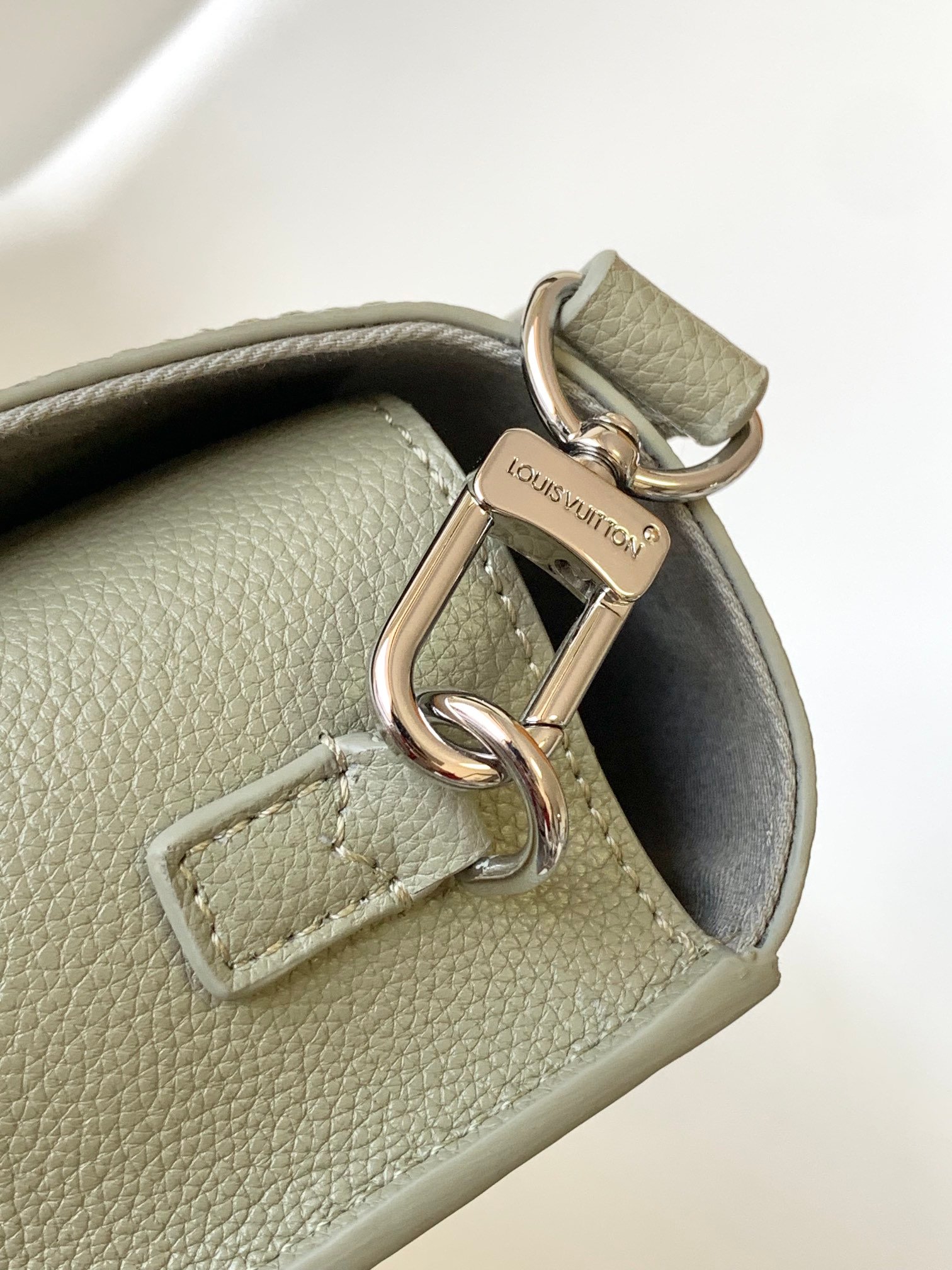 Louis Vuitton FASTLINE Mini handbag - Image 6