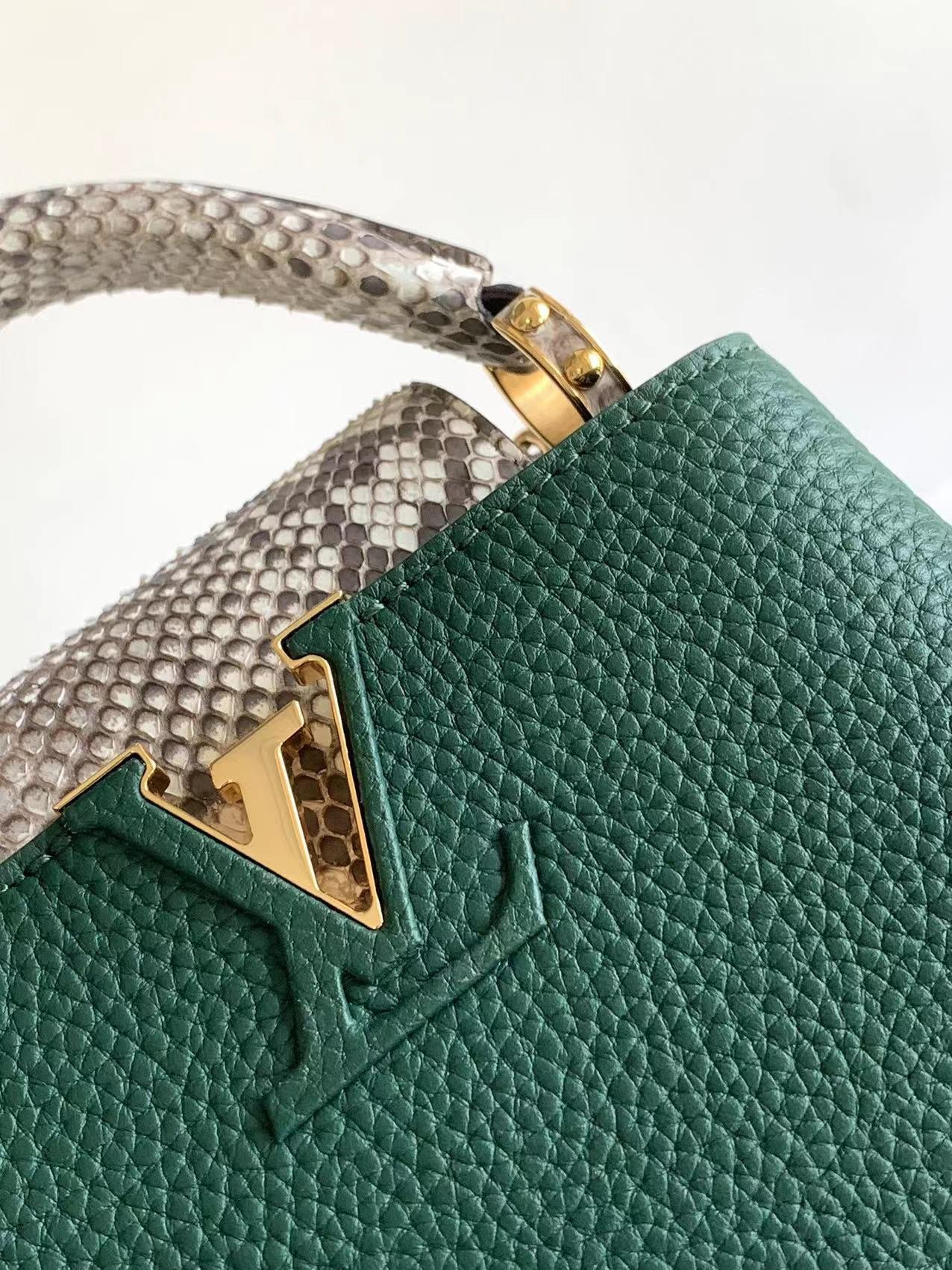 Louis Vuitton Capucines Mini handbag - Image 5