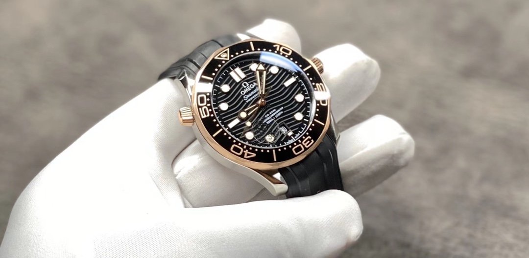 Omega Seamaster 300M Watch - Image 2