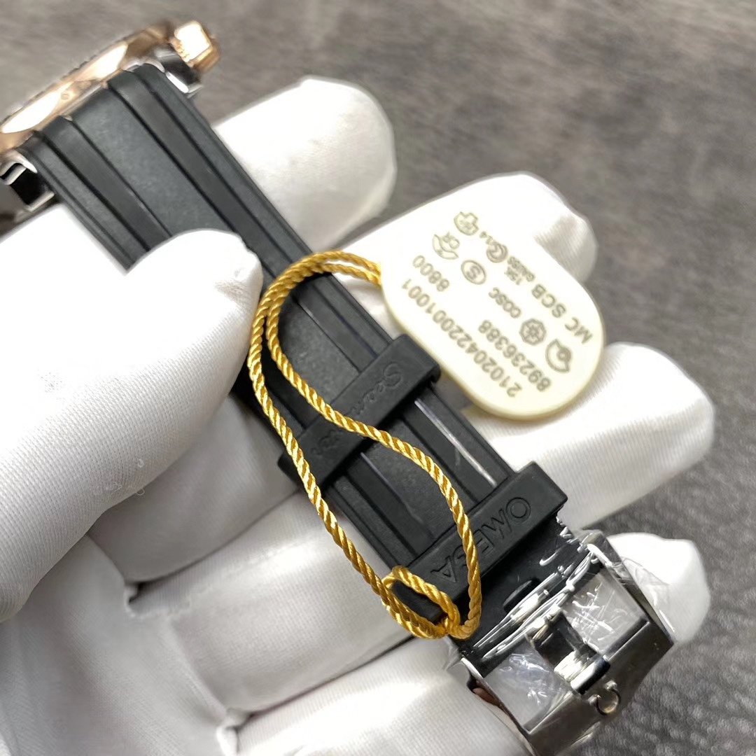 Omega Seamaster 300M Watch - Image 6