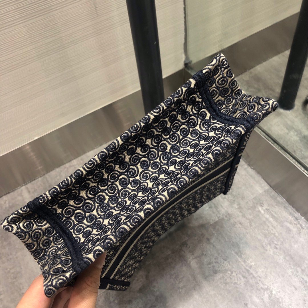 Dior Book Tote Mini - Image 7