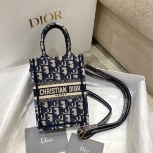 Dior® Tote Vertical Mini