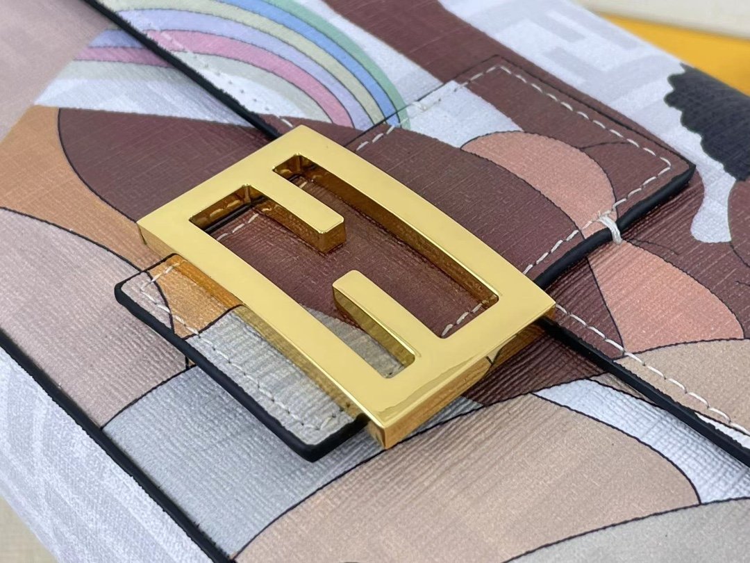 Fendi BagBaguette - Image 3